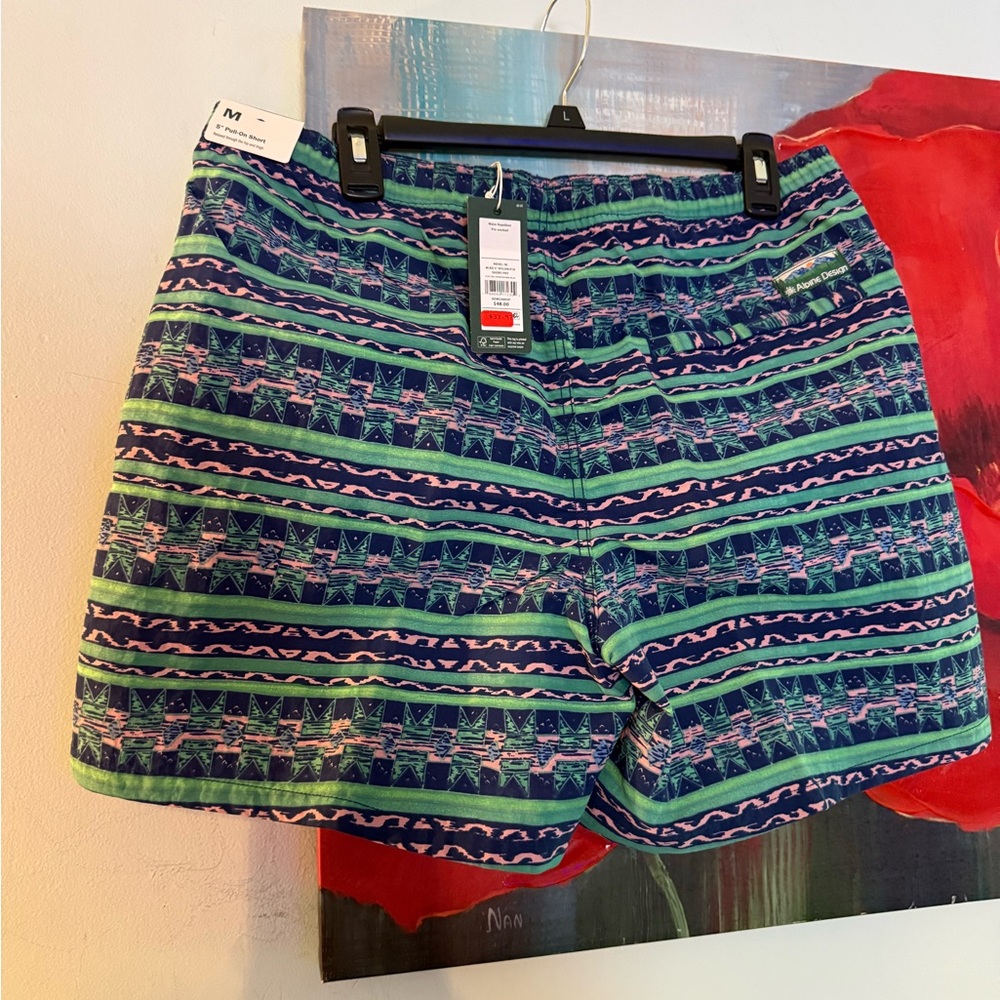 Alpine Design Mens Size M Medium 5" Pull On Nylon Printed Shorts